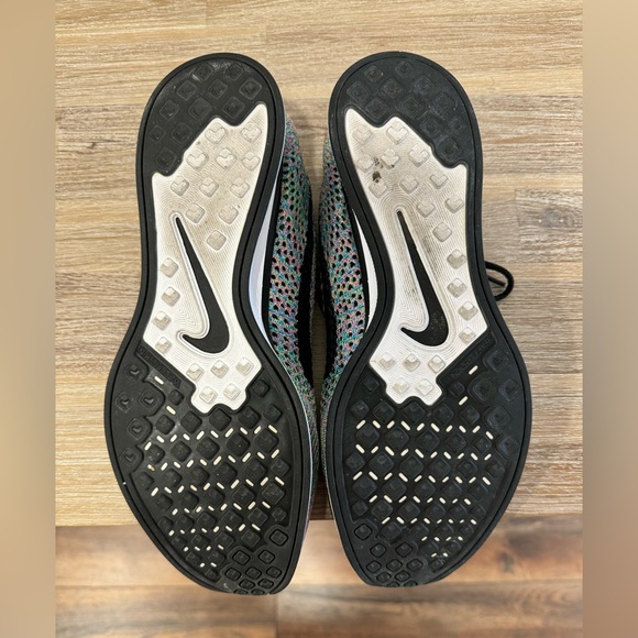 Nike Flyknit Racer - Multi-colour - Size 9 - Picture 6 of 6